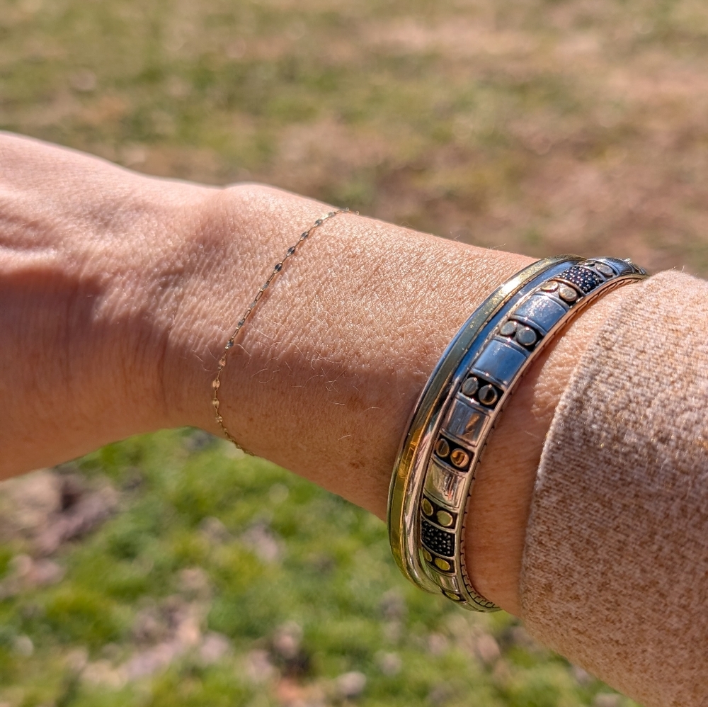John Hardy Silver and 18kt Gold Dot Bangle Bracelet With Black Sapphires - Picture 7 of 9